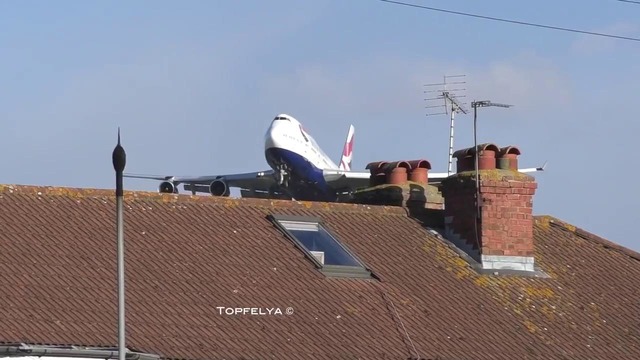 Самолёты садятся в аэропорту Хитроу в Лондоне прям между домов