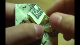 Красивое оригами сердце из денег
