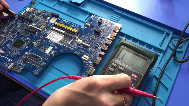 Залитый кока-колой Dell Alienware m17x | Половинка ноутбука HP G6 2 серии. Ремонты для подписчиков