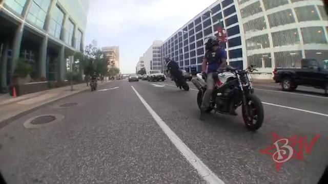 Bike vs police chase motorcycle stunts running