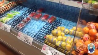 Японский супермаркет. Алкоголь и очень дорогой арбуз
