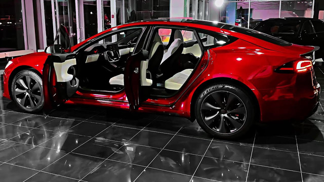 2024 Tesla Model S Plaid – interior and Exterior Details (Terrific Sedan)