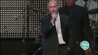 Шок! Путин поёт на шоу Голос