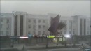 Нукусда даҳшатли шамол. Кўпқаватли уйларнинг томлари учиб кетди