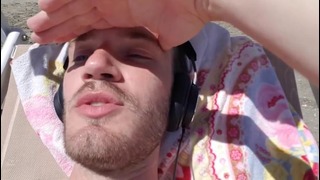 Drinking From The Fountain of Tits / Pewdiepie (Eng) (13.08.2016)