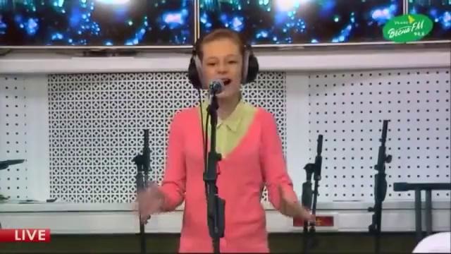 13 летняя девочка перепела певицу Iowa ‘Улыбайся