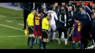 Футбольные столкновения Cristiano Ronaldo, Zlatan Ibrahimovic, Messi и тд