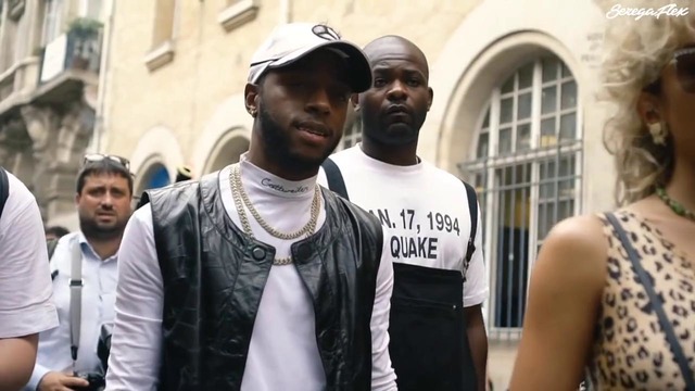 Топовые кроссовки лето 2019 лучшие кроссовки июнь 2019, yeezy, balenciaga track 2