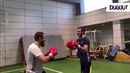 Бейл отправил тренера по боксу в нокаут
