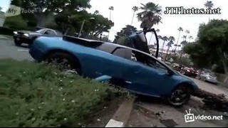 Lamborghini Murcielago врезался в дерево