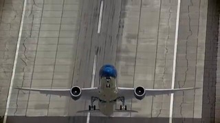 Умопомрачительный взлет Boeing 787 Dreamliner