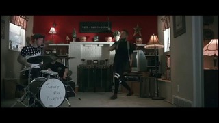 Twenty One Pilots – Stressed Out (Official Clip)