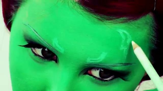 Guardians of the Galaxy Gamora make up tutorial