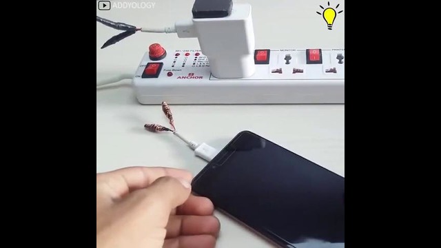 Забавное видео о том, как сделать зарядное устройство своими руками