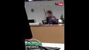 В Испании преподаватель разбил ноутбук учитеника