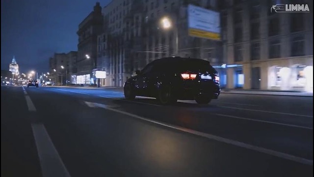 Ночные покатушки: BMW X5M vs ML63