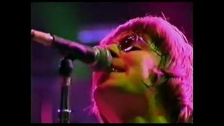 Oasis – Round Are Way (Live)