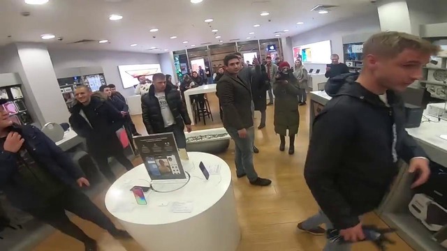 Купили iphone xs за ванну мелочи! 100 тысяч рублей монетами