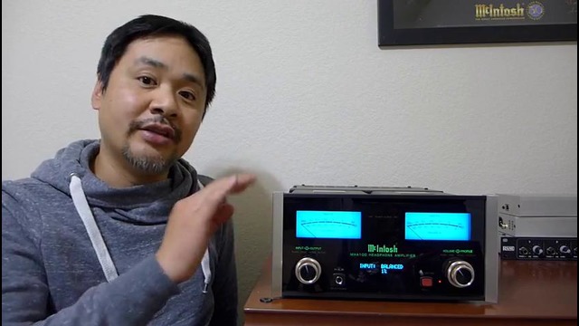 First Look McIntosh MHA-100 Headphones Amp Unboxed