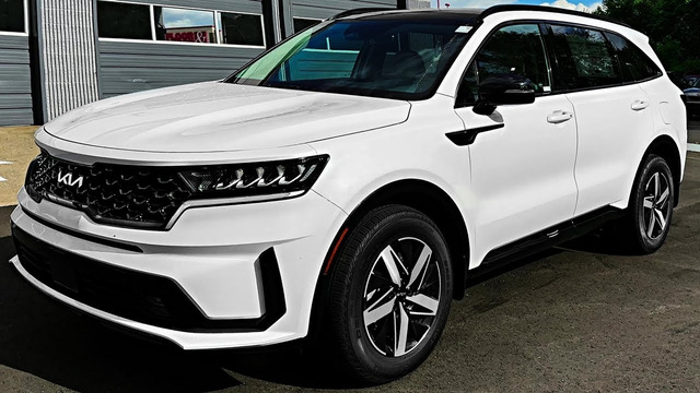 2023 Kia Sorento – interior Exterior and Drive (impressive Family SUV)