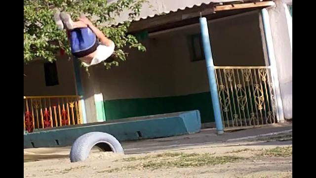 RuslanacrO b-Boy vitYok free jump