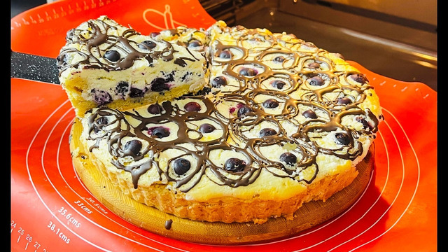 ТАКОЙ ВКУСНЫЙ ПИРОГ К ЧАЮ С РАЗНОЙ НАЧИНКОЙ ХОЧЕТСЯ ГОТОВИТЬ КАЖДЫЙ ДЕНЬ ТАЕТ ВО РТУ/РЕЦЕПТ ПРОСТОЙ