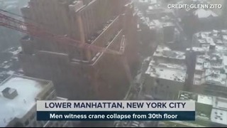 В Нью-Йорке на проезжую часть рухнул строительный кран