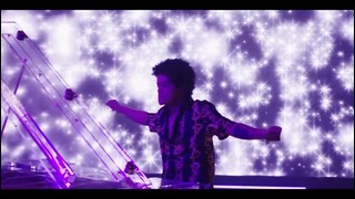 Bruno Mars – Versace On The Floor (Official Video 2017!)