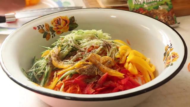Салат фунчоза по-корейски