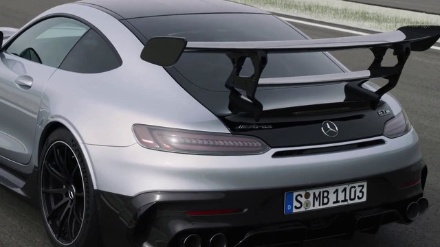 2021 Mercedes-AMG GT Black Series – Захватывающий супер спортивный автомобиль
