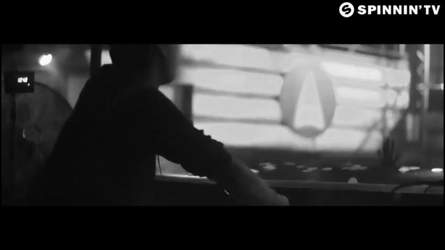 Ralvero & Dropgun – Hayao (Available March 28)