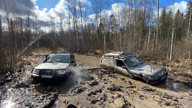 OffroadSPB. Монстры на портальных мостах плотно засели) таящимся на лебедках