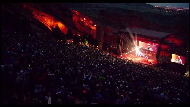 Chris Tomlin – God’s Great Dance Floor (Live)