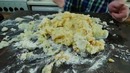 Сырно картофельные шарики во фритюре