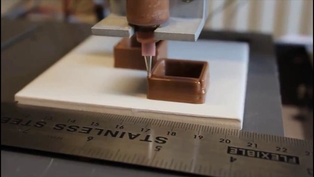 Choc Creator V2 – 3D-принтер, который печатаем шоколадом