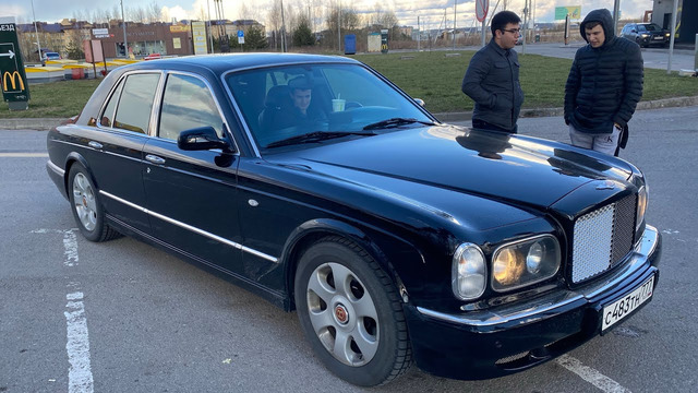 Offroad Family. Срочно купить Bentley Arnage! Сможем ли доехать? Британская классика
