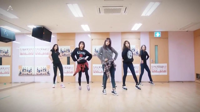 Apink-LUV. mirrored Dance Practice