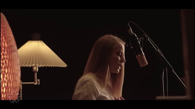 Sasha Zhulina – Влюбилась (Mood video) 2017