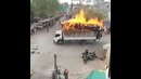Огненный грузовик в Индии