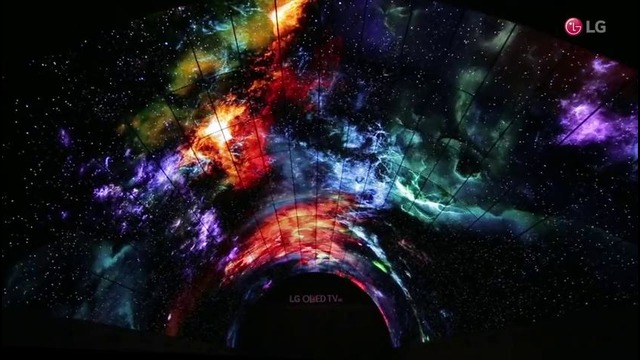 15-метровый тоннель из изогнутых OLED-панелей LG