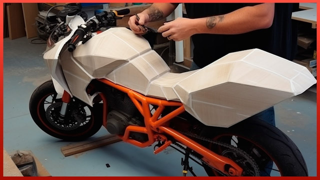 Man Builds Incredibly Powerful Electric Motorcycle From Scratch | by @JamesBiggar