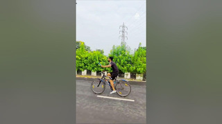 Man Jumps Rope While Cycling | People Are Awesome