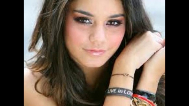 Vanessa Hudgens – Photoshoot