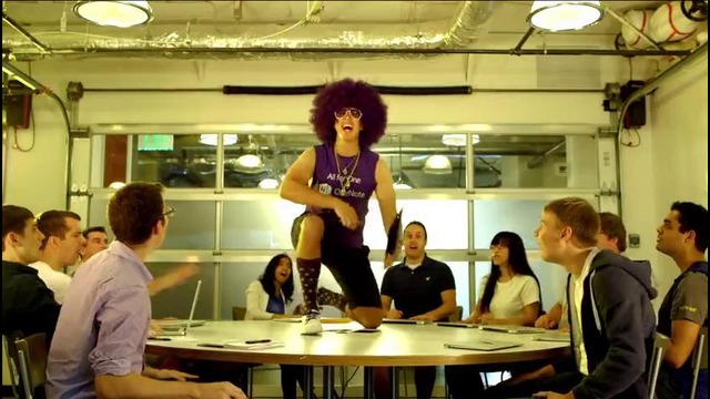 Инженеры Microsoft сняли пародию на клип «Sexy and I Know It»