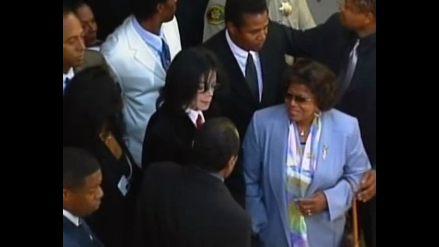 Michael Jackson at a court appearance