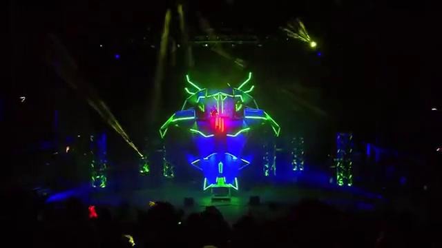 Концерт Skrillex – Live Red Rocks Amphitheatre 2014