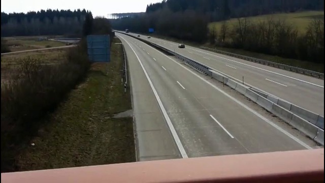 Как выглядит автобан с моста в Германии