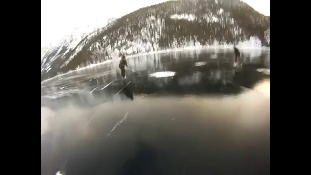 Хоккей на красивейшем замерзшем озере