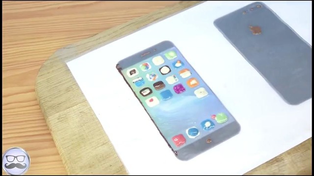 Iphone 7 из шоколада и желейный медведь