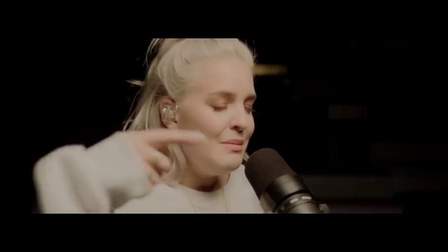 Anne-Marie – Then (Live Acoustic)
